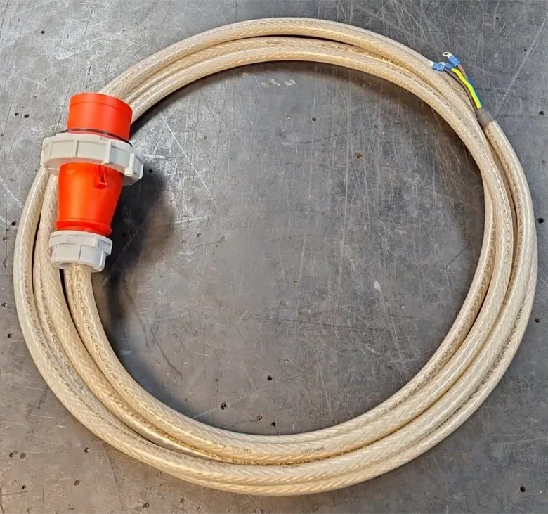 Motor connection lead